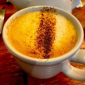 Meet your Posher, Lakshmi